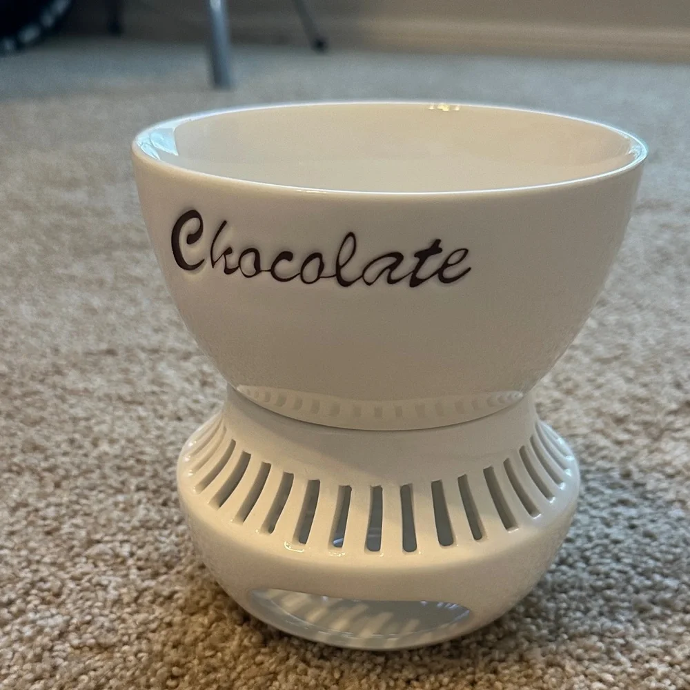 Williams-Sonoma porcelain chocolate fondue pot